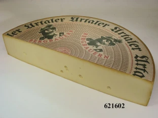Urtaler Bergkäse 1/2