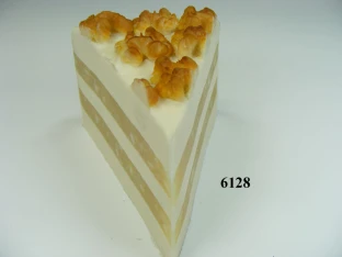 Walnuss-Käse-Stück