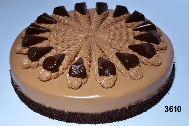 Produkt - Pralinen-Torte