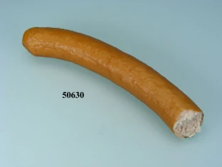 Lebensmittelattrappe Wiener angebissen