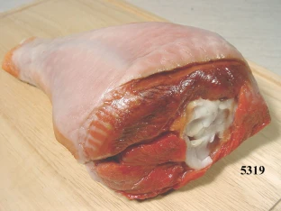 Lebensmittelattrappe Putenschenkel frisch