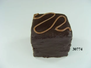 Petite four klein verziert