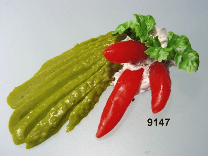 Produkt - Gewürzgurke garniert