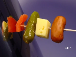 Spieß Würstchen/Gurke