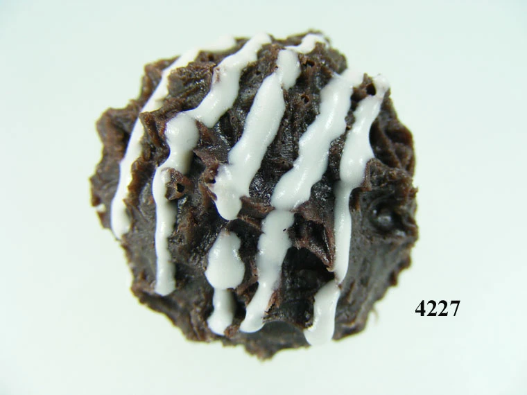 Produkt - Praline dunkel verziert (VPE=3 Stück)