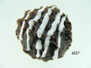 Praline dunkel verziert (VPE=3 Stück)
