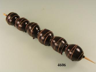 Fruchtspieß Bitterschokolade Traube mit Verzierung Lebensmittelattrappe Lebensmittelattrappe 