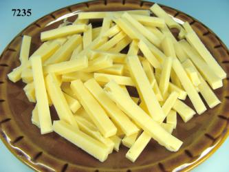 Emmentaler  gestiftelt (Menge wie in der Abbildung ohne Teller) 