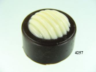 Praline dunkel verziert (VPE=3 Stück) 