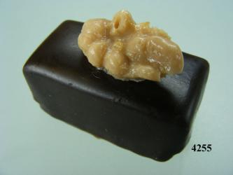 Praline dunkel Walnuss (VPE=3 Stück) 