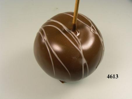 Chocolate apple full-cream milk chocolate with ornamentation 