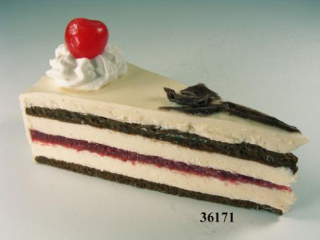 pice of cherry tart Schwarzwälder 