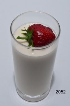 Erdbeer-Milch-Shake (echtes Glas) 