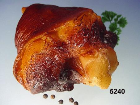 grilled knuckle of pork 