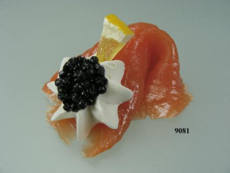 salmon with caviar 