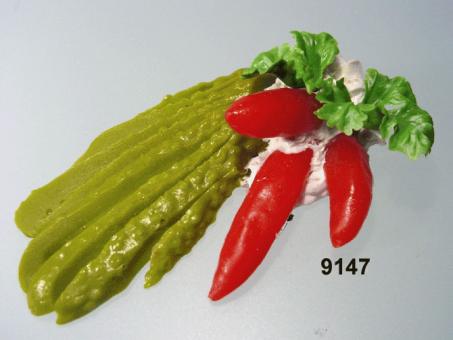 garnished gherkin 