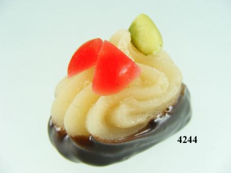 chocolate candy with fruits (2 pcs.) 